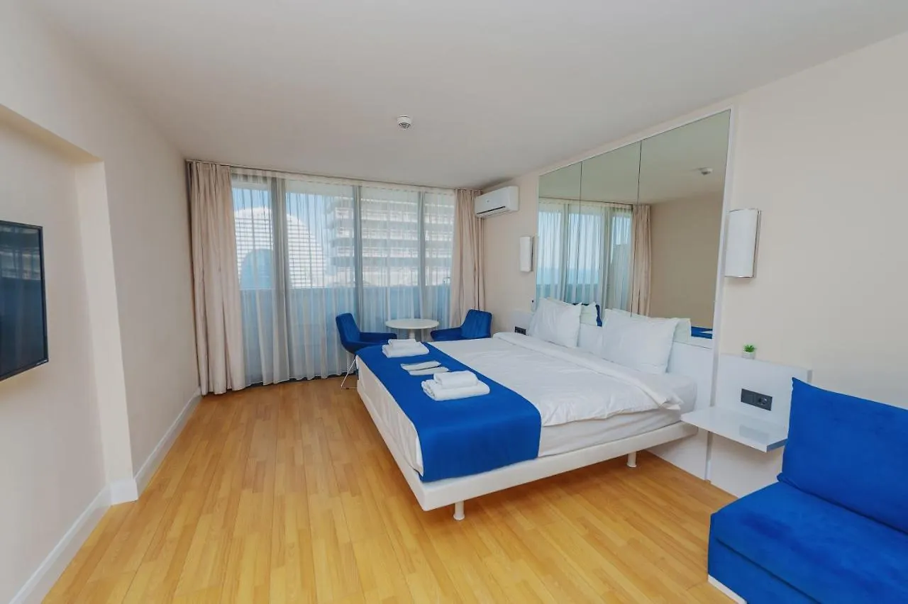 Panorama Aparthotel Orbi City Batum